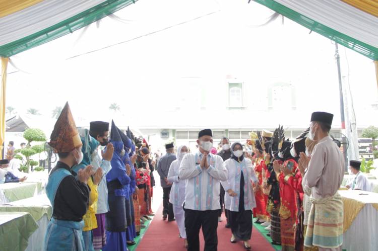 Bupati dan Wakil Bupati Labuhanbatu Menghadiri Pembukaan MTQ Ke-XXXVIII Tingkat Provinsi Sumatera Utara