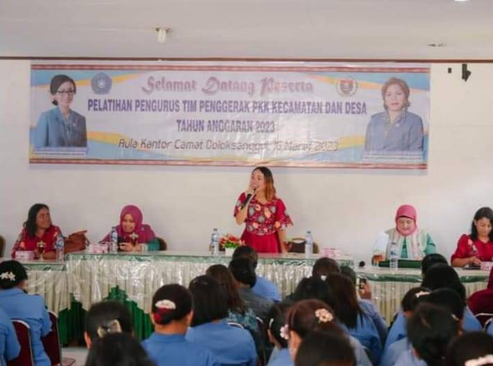 Bupati Humbahas Buka Pelatihan Pengurus TP. PKK Se-Kabupaten Humbahas