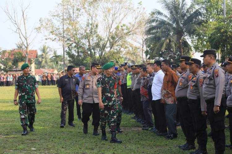 Forkopimda Labuhanbatu Gelar Apel Pasukan Dalam Rangka Pengamanan Kunjungan Presiden RI