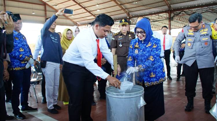Plt. Bupati Labuhanbatu Saksikan Pemusnahan Barang Bukti 14.983,3, gr Narkotika