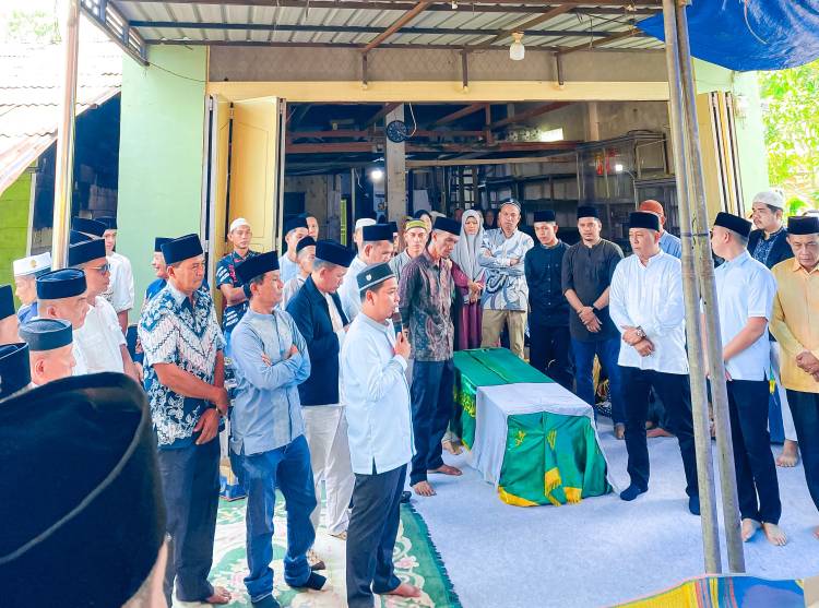 H Jamri Sampaikan Bela Sungkawa atas Wafatnya Anggota DPRD Kabupaten Labuhanbatu