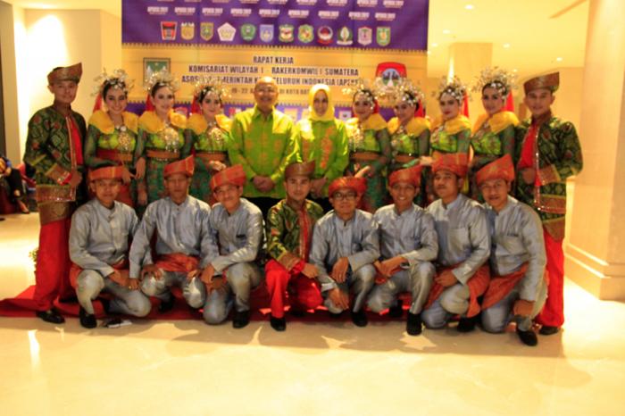 Batik Medan Pukau Peserta Welcome Dinner Raker Muswil I APEKSI