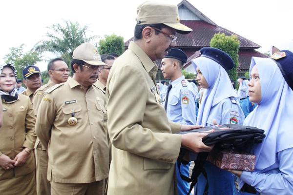 Gubernur : Buktikan SMA Negeri 1 Matauli Benar-benar Unggul Dan Menjadi Contoh