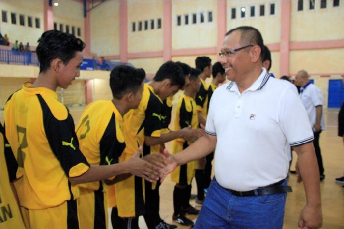 Akhyar Nasution Tutup Turnamen Pra Liga Futsal Nusantara U-18