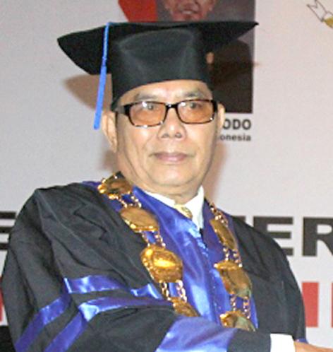Prof DR H Paul Sirait Jadi Guru Besar sekolah Tinggi Keperawatan Sumut