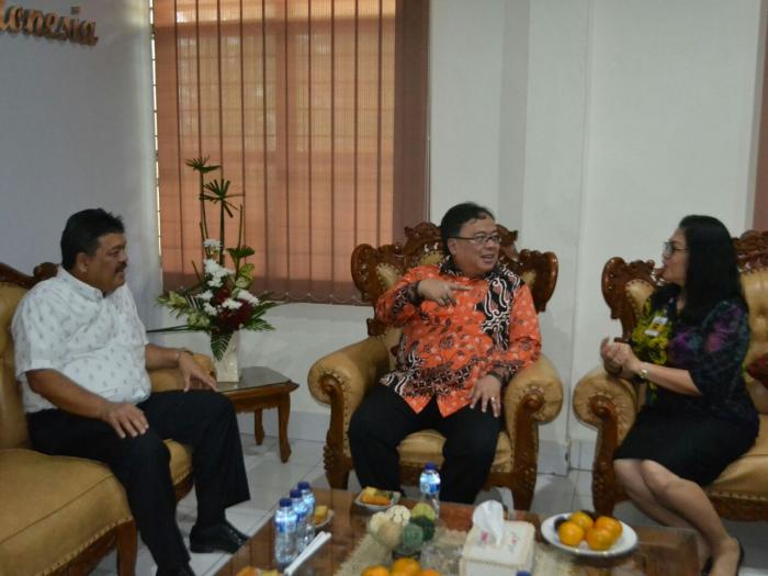 Menteri Perencanaan Pembangunan Nasional Kunjungi Kampus USM Indonesia