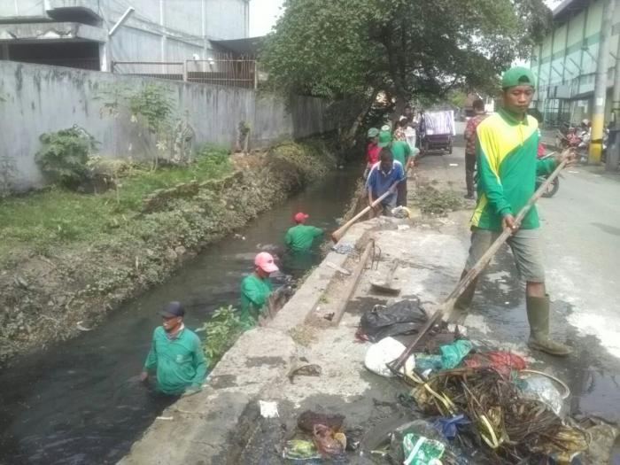 Warga Kelurahan Tanjung Mulia & Pulo Brayan Bengkel Langganan Banjir