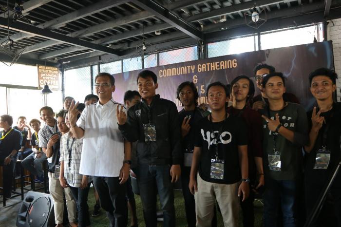 Menyapa Gamers, Sihar Ingatkan Jangan Lupa Mencoblos