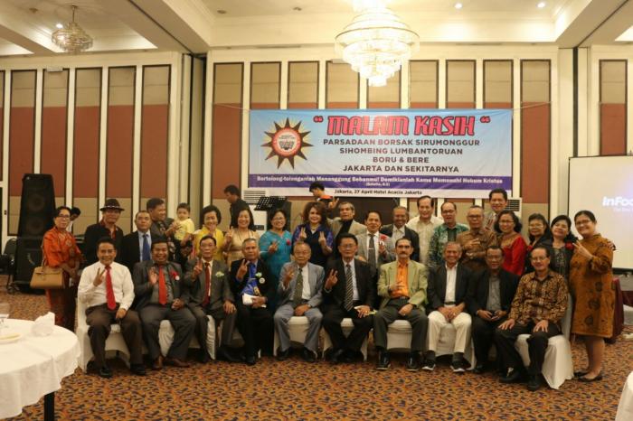 Malam Kasih Parsadaan Borsak Sirumonggur Sihombing Lumbantoruan  Boru Bere Jakarta dan Sekitarnya Meriah Dipandu Vanda Hutagalung