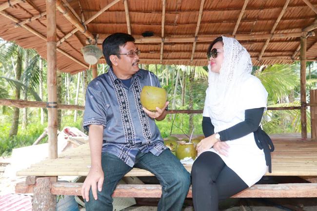 Awali 'Romantisme Kelapa Muda' Ala Djarot di Nias 