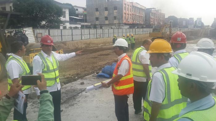 Instalasi PDAM dan PLN Ganggu Pengerjaan Underpass Titi Kuning