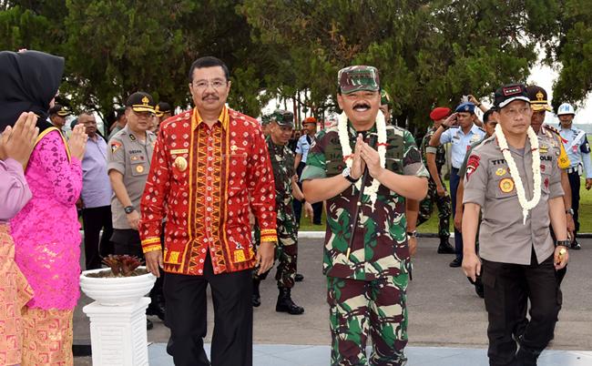 Tengku Erry Sambut Panglima TNI Dan Kapolri