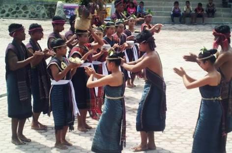 Mencari Cinta di Festival Gondang Naposo 2018