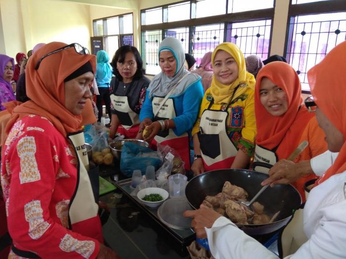DKP Latih Perwakilan Kecamatan Olah Pangan Lokal Jadi Bernilai Jual