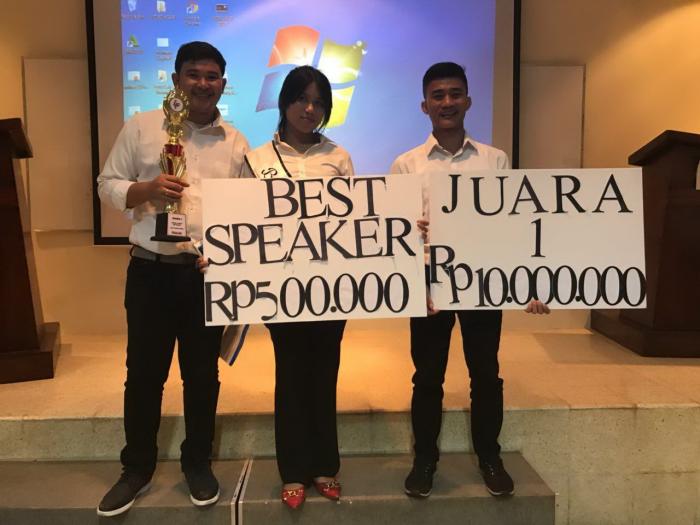 Debator Fakultas Hukum Nommensen Itu Berjaya Secara Nasional di Unika Atmajaya Jakarta