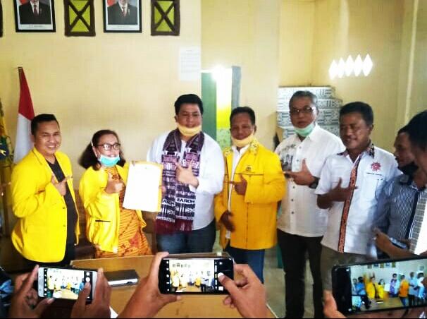 Vandico, Bacalon Bupati Samosir, Berikan Bantuan Secara Non Stop