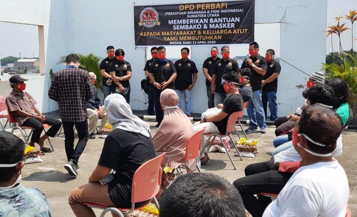 Bagi Sembako dan Masker, PERBAFI Sumut Gelar Bhakti Sosial