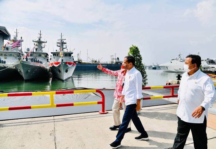 Luncurkan Defend ID, Presiden: Jadikan Lompatan Transformasi Industri Pertahanan Indonesia