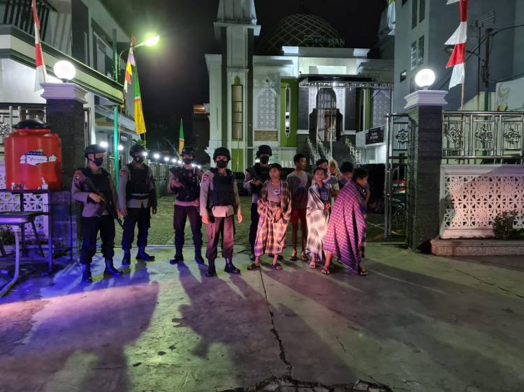 Ciptakan Sitkamtibmas Aman Kondusif di Bulan Ramadhan, Brimob Poldasu Lakukan Patroli Cipta Kondisi