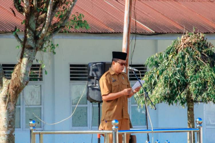 Asisten II : Mari Sukseskan Gerakan "Pamanku"