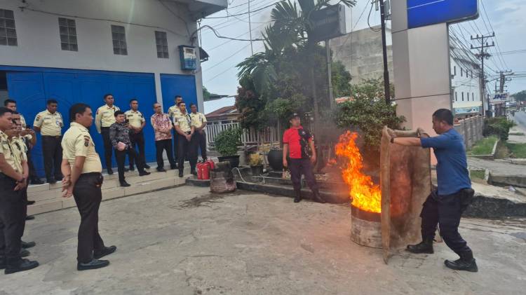 Wujud Implementasi BCM, BRI BO Kotapinang Gelar Sosialisasi dan Simulasi Pencegahan dan Penanganan Kebakaran