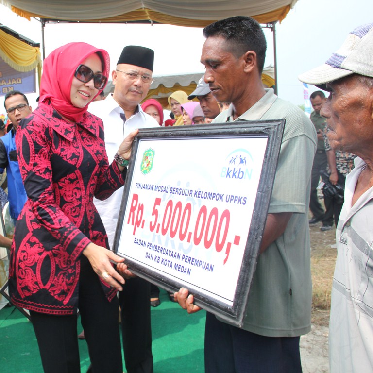 Wali Kota Canangkan Kampung KB Sehat Sejahtera Kota Medan 2016