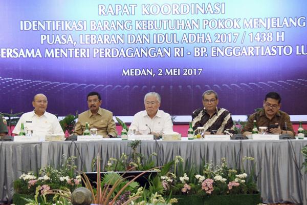 Stok Pangan Aman, Distribusi Dihambat Infrastruktur Jalan