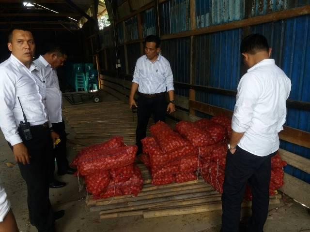 Polres Padangsidimpuan Amankan Bawang Asal India