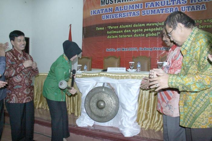 Munas IKA FH USU 2017, Kewajiban Alumni Besarkan Almamater
