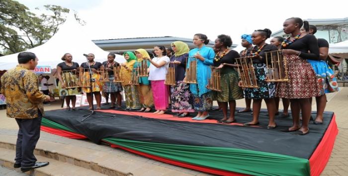 Mantap....Lagu Batak Sigulempong Meriahkan Festival Budaya di Nairobi