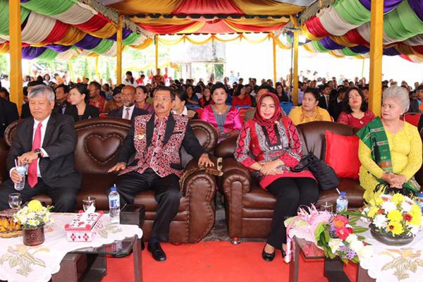 Dihadapan Jemaat HKBP Pearaja Tarutung, Ini Cerita Gubernur Tentang Kondisi Sumut 