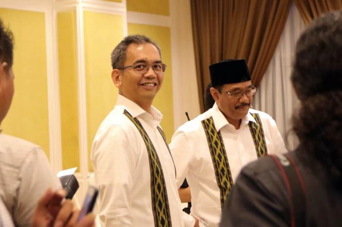 Kedatangan Sihar di Debat Kedua Paling Dinantikan Sejumlah Wartawan