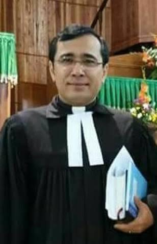 Jamita Evangelium Minggu Pentakosta I, 20 Mei 2018 "Nunga Dilehon Debata Tondi Porbadia tu Nasa Bangso" (Ulaon Apostel 10: 44-48)