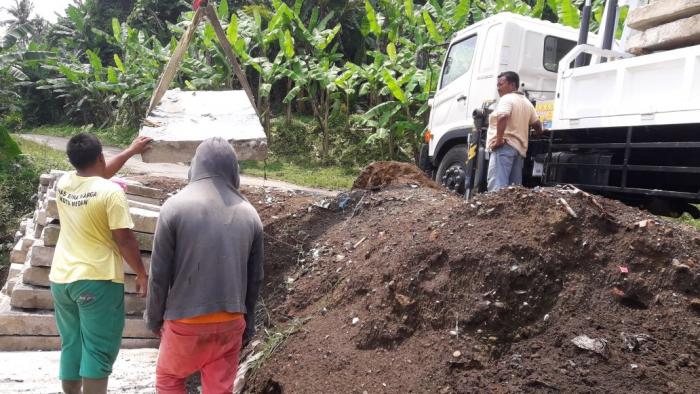 Dinas PU Lanjutkan Kembali Penanggulan Longsor