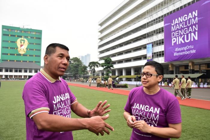 ALZHEIMER'S INDONESIA GANDENG TNI-AD EDUKASI MASYARAKAT MENGENAI PENYAKIT DEMENSIA