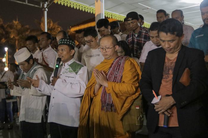 Aksi 2.000 Lilin di Medan, Warga Tolak Aksi Teror dan Paham Radikal