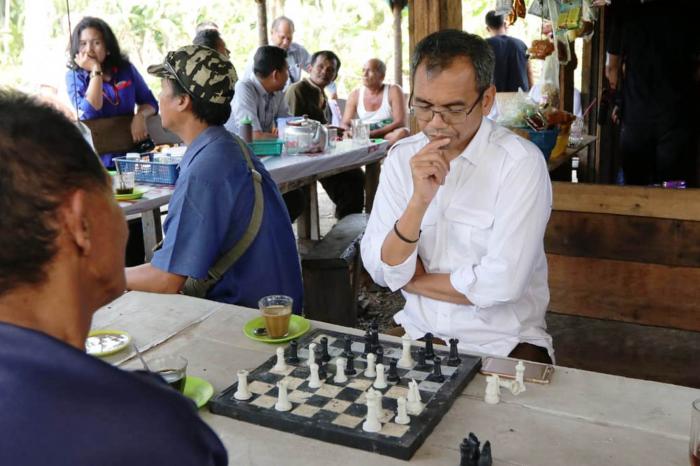 Pesan Sihar di Balik Langkah Remis untuk Warga Batang Angkola