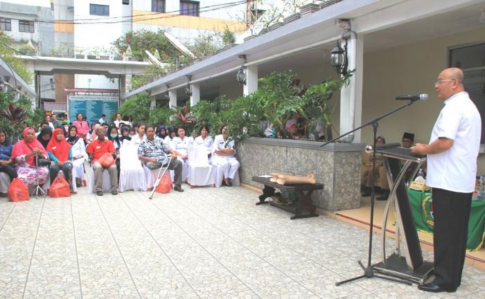 Nutrisi Tambahan kepada Lansia dan Penyandang Disabilitas