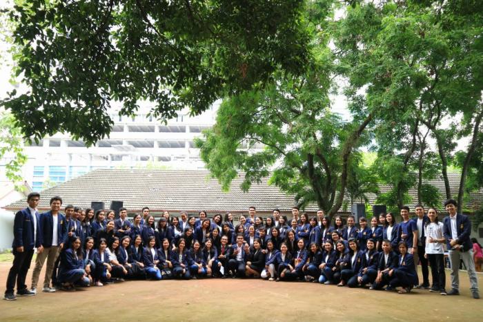 Kreativitas Mahasiswa UHN Menguat Dalam Festival Silaturahmi Lintas Fakultas