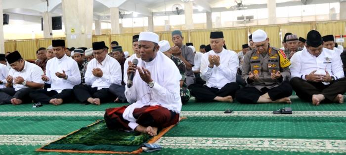 Warga Diminta Tingkatkan Kesalehan Individu dan Sosial
