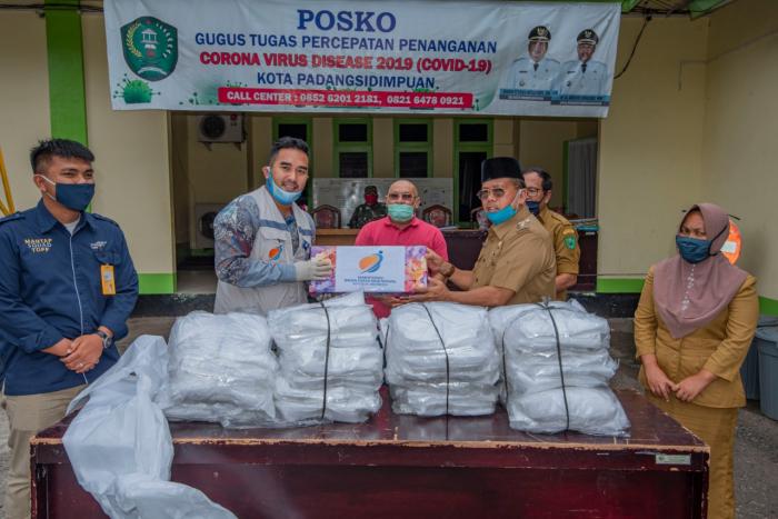 PT Taspen Sumbang APD di Padangsidimpuan