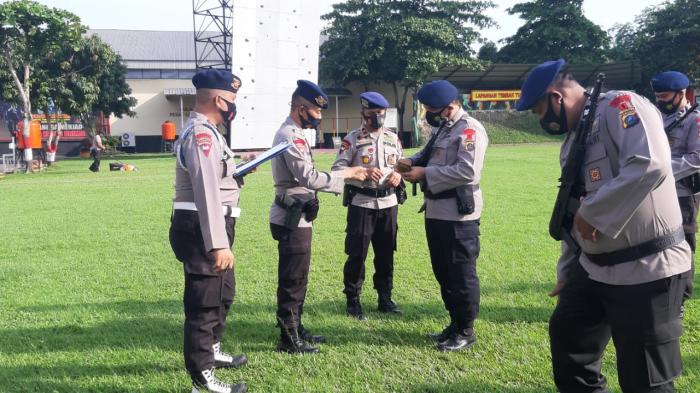 Pupuk Kekompakan, Personil Kompi 1 Yon A Pelopor Laksanakan Pelatihan Baris Berbaris