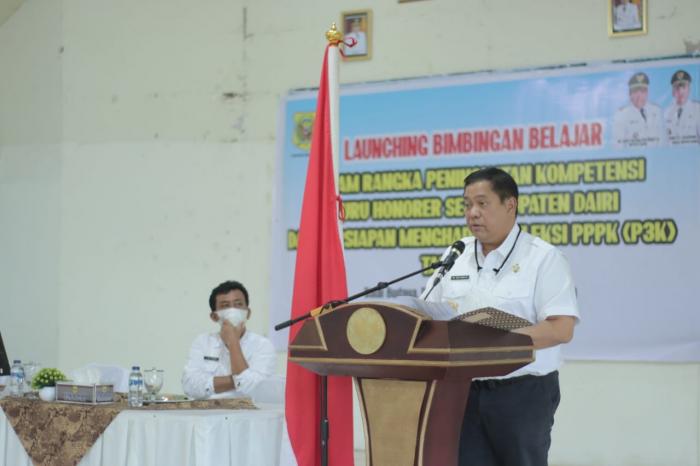 Bupati Dairi Launching Bimbingan Belajar PPPK 2021 untuk Guru Honorer se Kabupaten Dairi