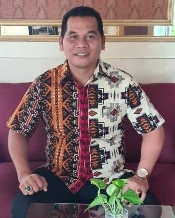 Jelang Pilkada Tapteng, Josmen Sitohang Pemimpin Sejuk di Tempat Panas