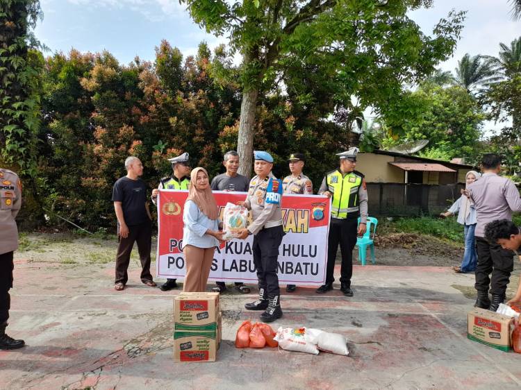 Jumat Berkah, Polsek Kualuh Hulu Berikan Bantuan Sembako kepada Warga Aek Kanopan