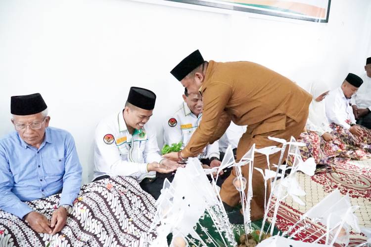 Beri Upa-upa, Ini Pesan Wakil Bupati Kepada Calon Jama'ah Haji Keluarga Besar MUI Labuhanbatu