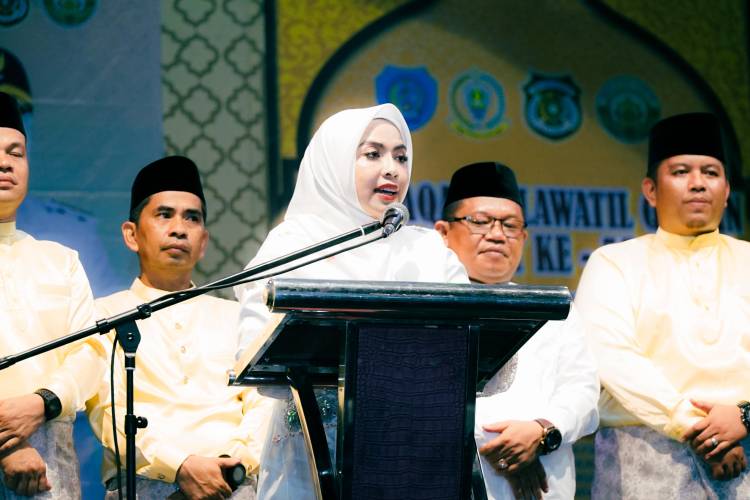 Bupati Maya Hasmita Resmi Buka MTQH ke-55 dan FSQ ke-40 Labuhanbatu di Eks Terminal Padang Bulan
