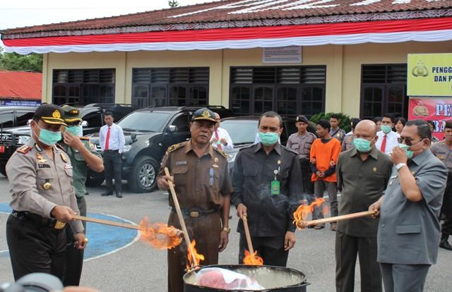 Polres Dairi Musnahkan Barang Bukti Narkoba