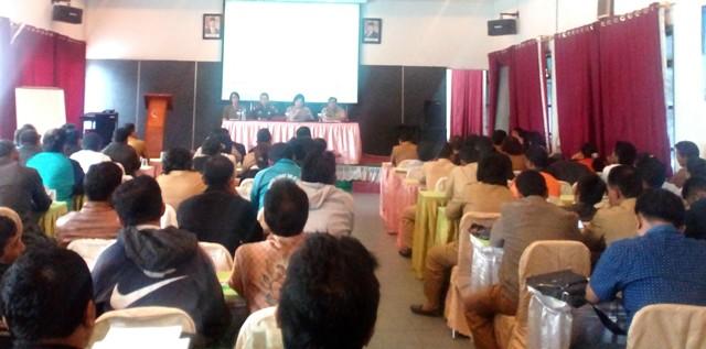 Wakil Bupati Karo Corry Sebayang Buka Bimtek Penyusunan APBDes di Berastagi
