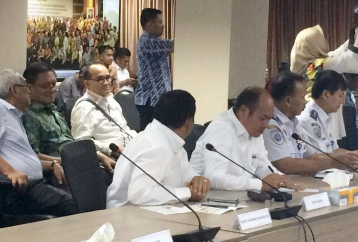 Kemenko Kemaritiman, Luhut Pandjaitan : Penerbangan Internasional dari Silangit Supaya Dipersiapkan